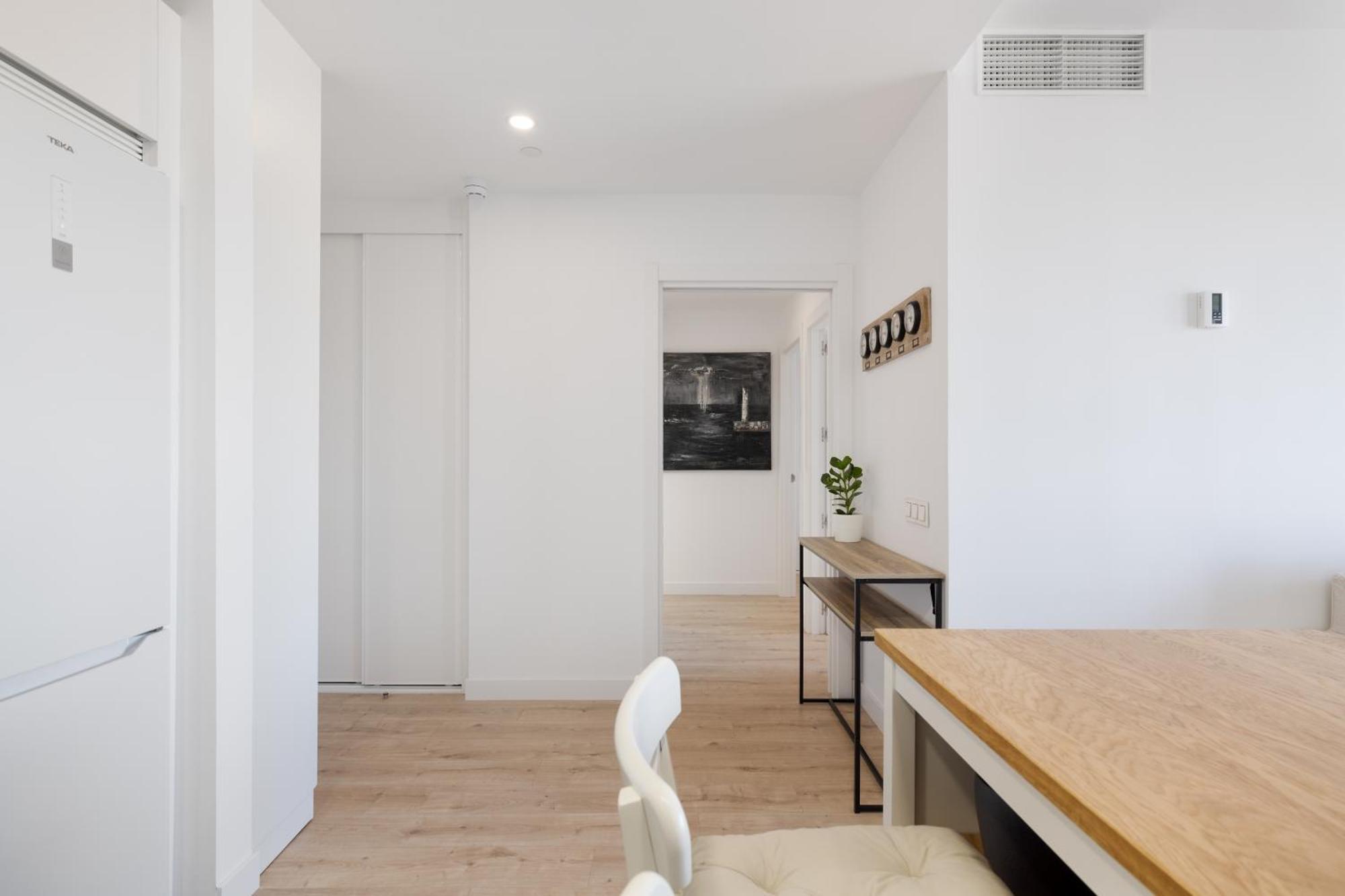 Skyline Apartment *